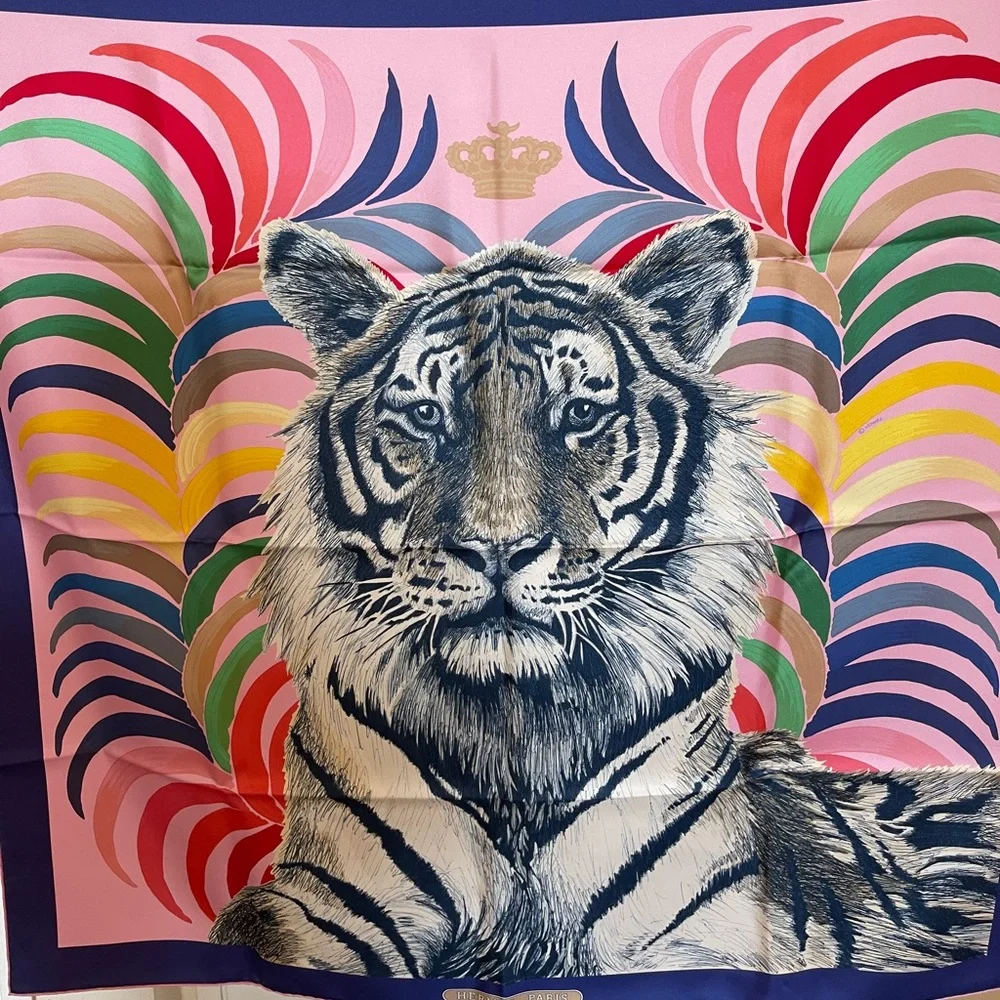 Hermès Tigre Royal double face scarf 90